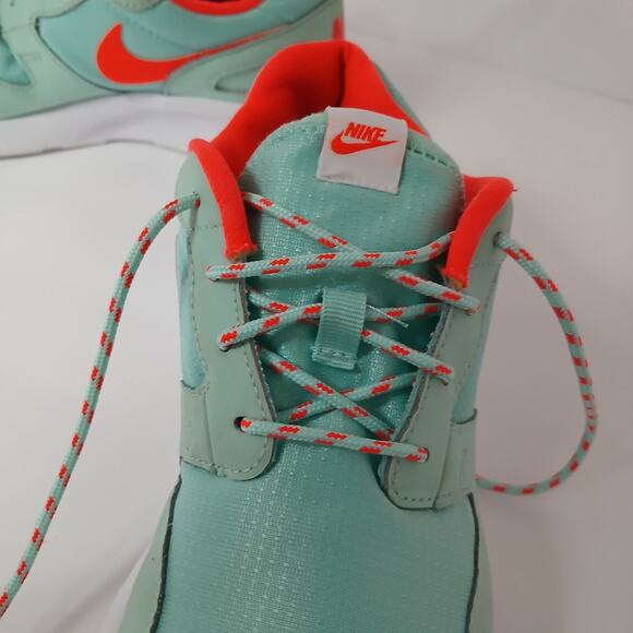 Nike Women's Red Swoosh/ Mesh /Leather/ Running Shoes/Size 7 - Picture 3 of 8